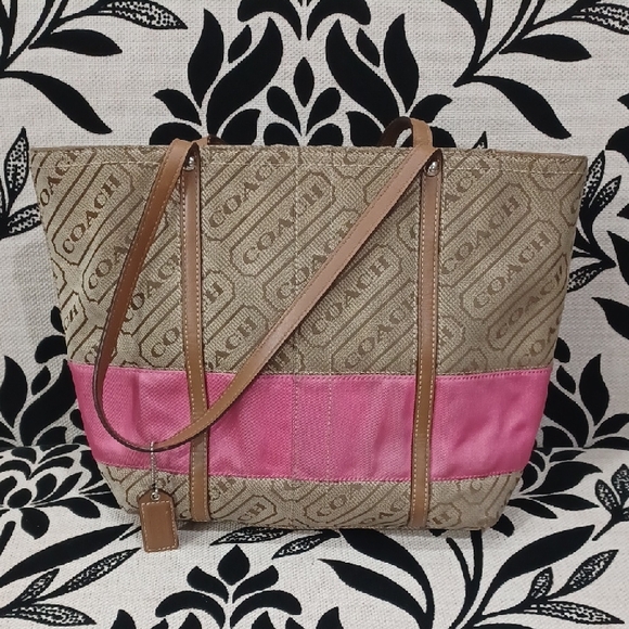Coach Handbags - Vintage Coach Lozenge Tote Bag